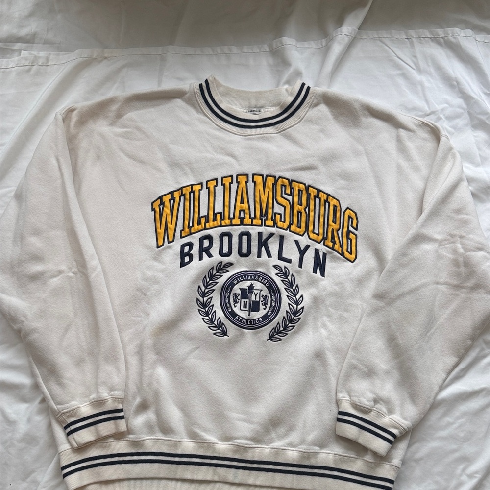 Abercrombie Williamsburg Brooklyn Cream Sweater